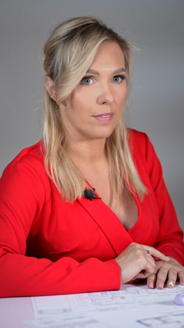 Kupujesz mieszkanie lub dom u dewelopera? Jedna nieuwaga może kosztować Cię tysiące złotych. Zmiany deweloperskie i lokatorskie mają swoje terminy - kto się spóźni, ten traci możliwość wprowadzenia poprawek. Zobacz, jak tego uniknąć. Miłego oglądania!📸 media production @marathabitat _____Ile kosztują zmiany lokatorskie? | Do kiedy można zgłosić zmiany lokatorskie? | Czy warto robić zmiany lokatorskie? | Ile kosztuje architekt wnętrz? | Czy warto zatrudnić architekta wnętrz?